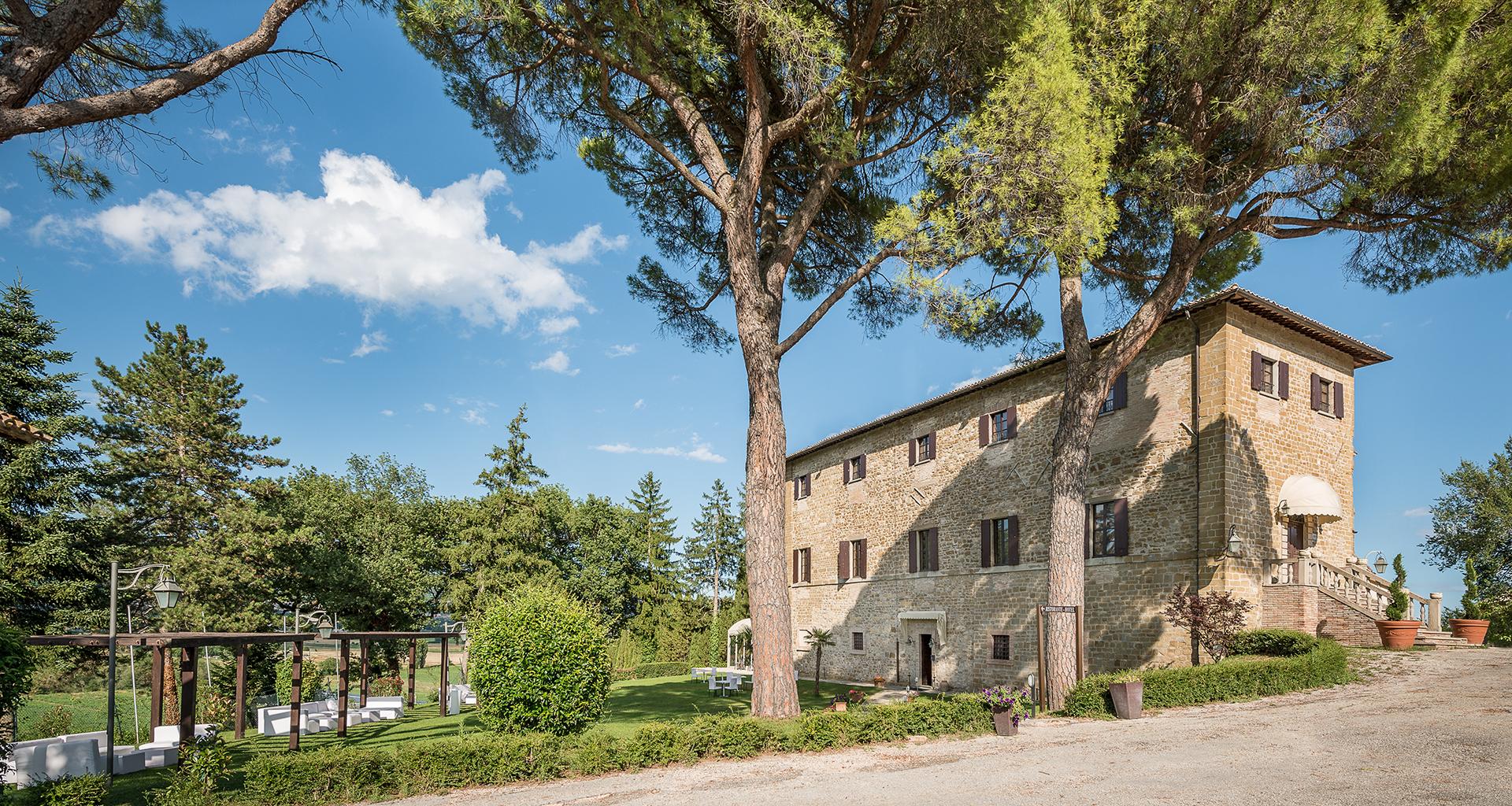 Hotel Villa Montegranelli Gubbio Esterno foto