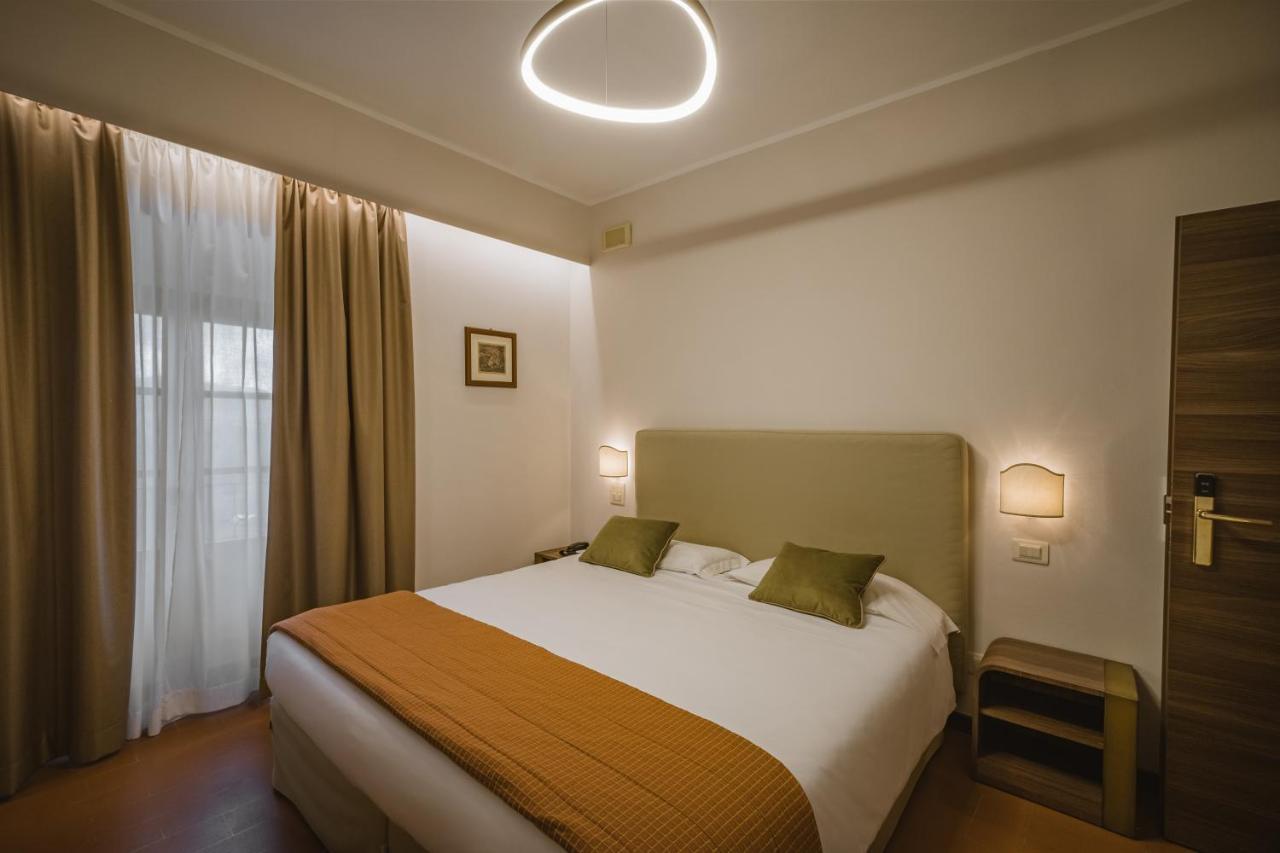 Hotel Villa Montegranelli Gubbio Esterno foto