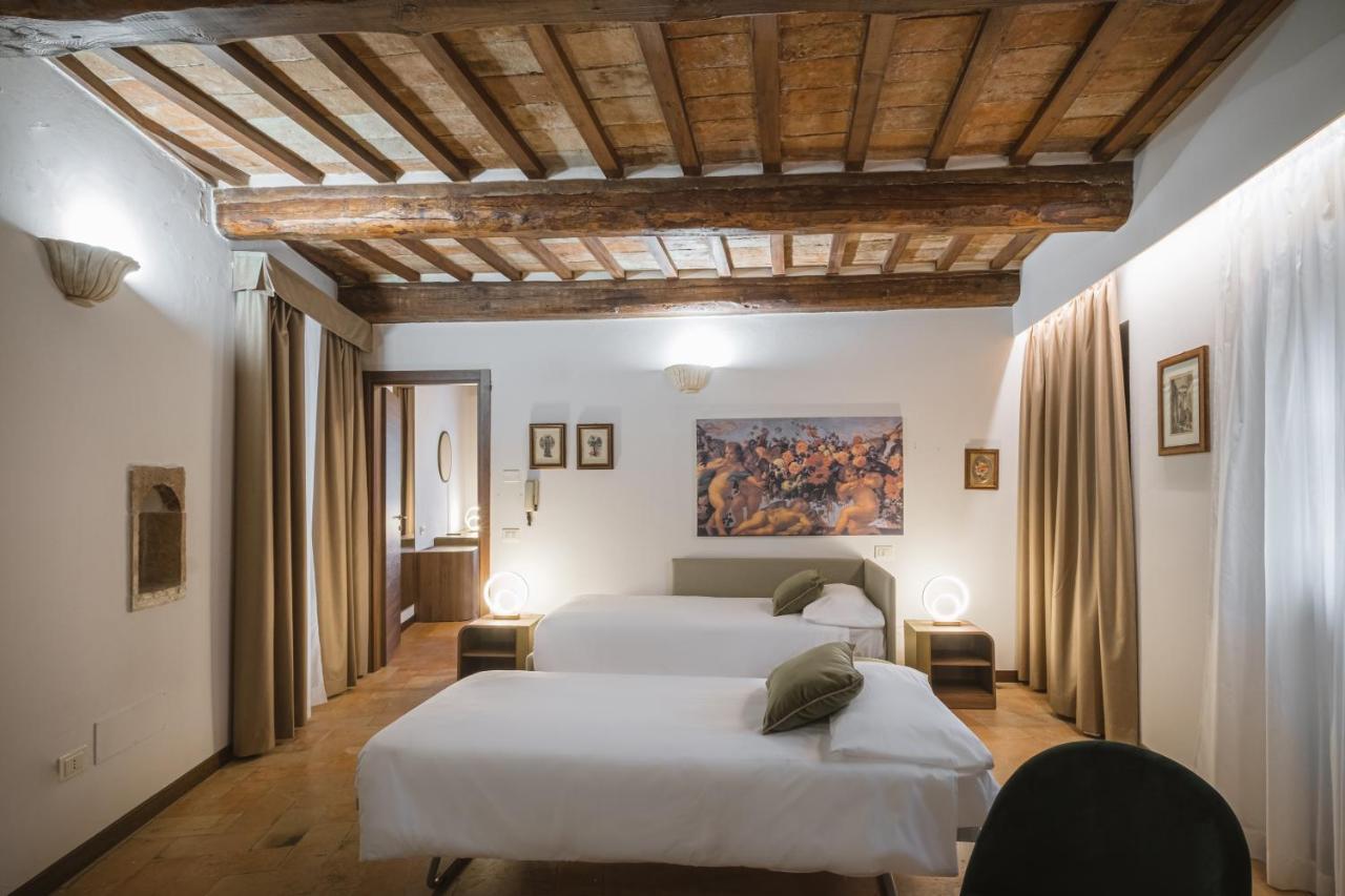 Hotel Villa Montegranelli Gubbio Esterno foto