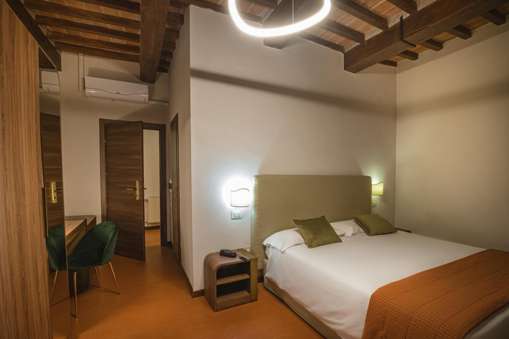 Hotel Villa Montegranelli Gubbio Esterno foto