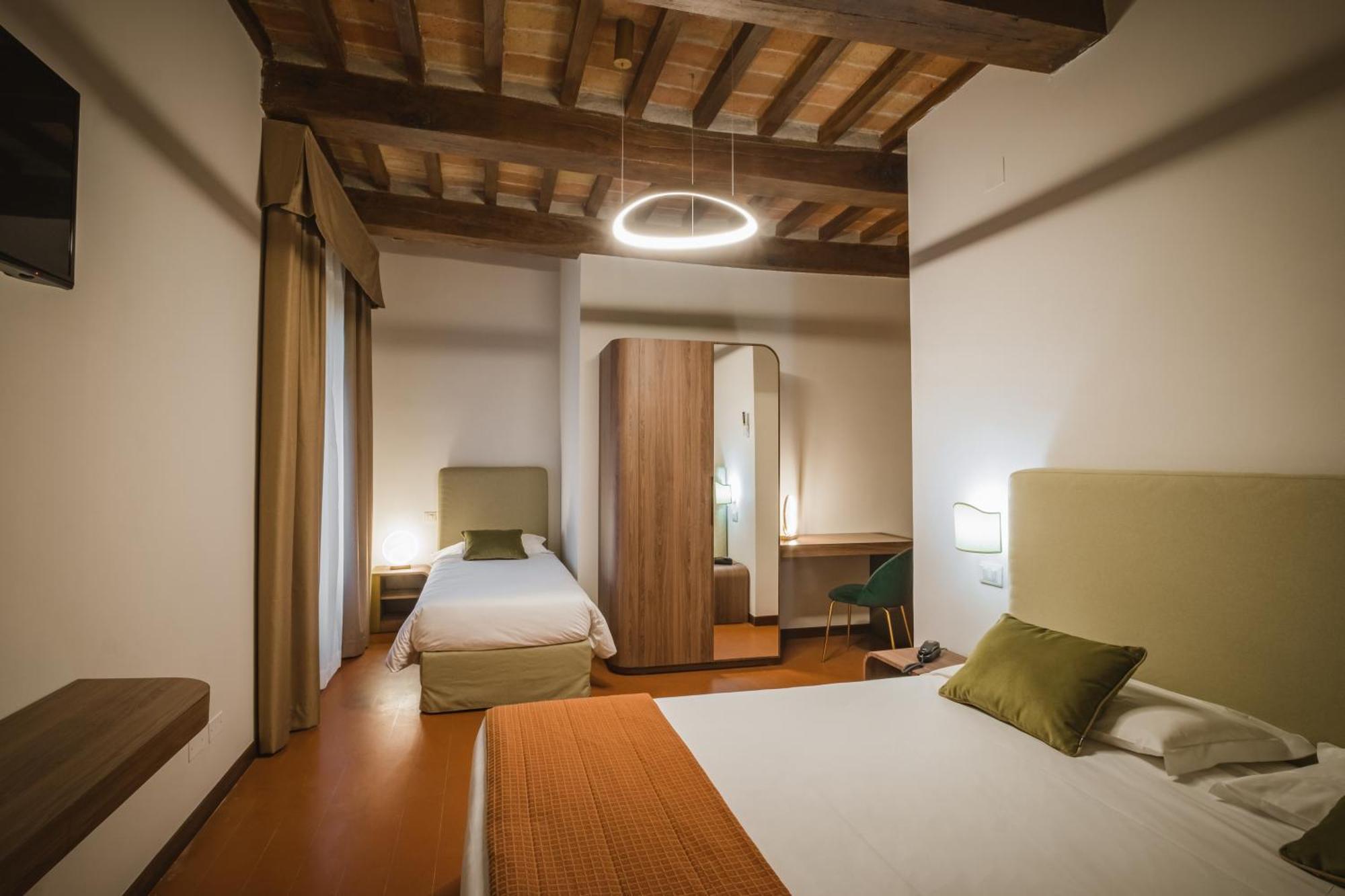 Hotel Villa Montegranelli Gubbio Esterno foto